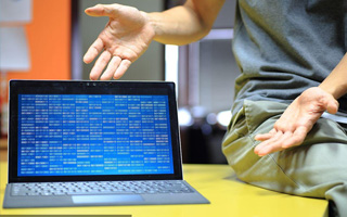信阳 mongo排序sort,php如何按顺序排列数组？